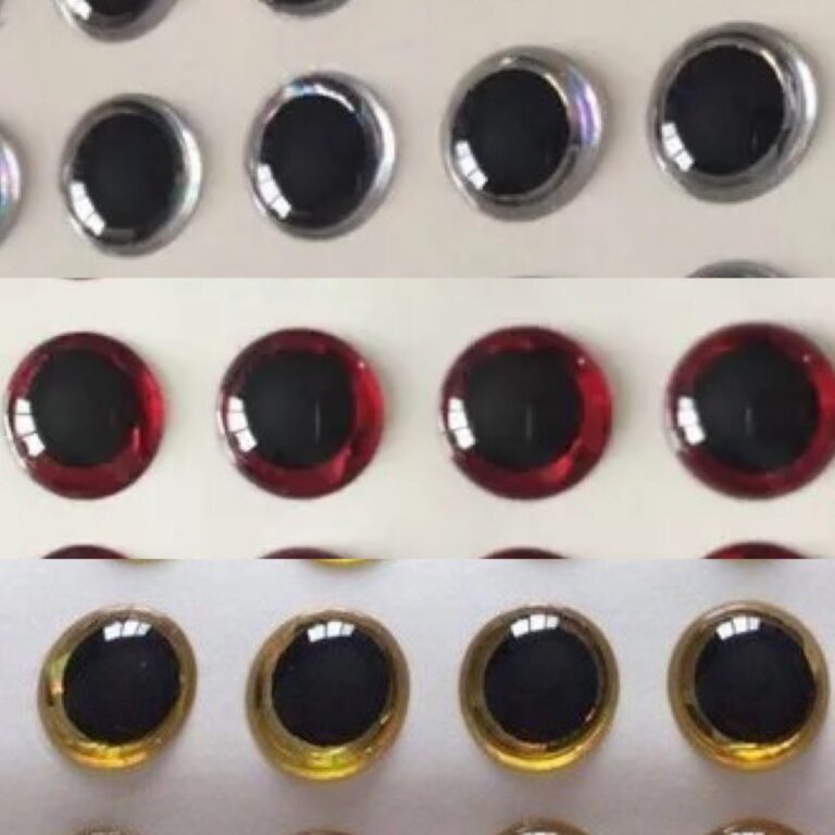 large pupil 3d eyes