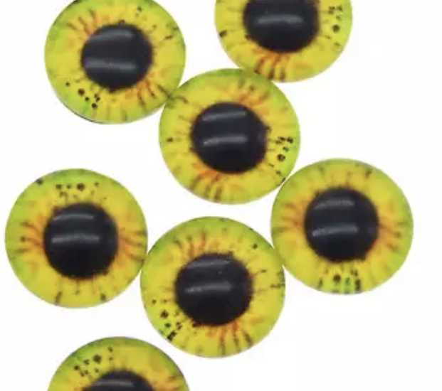yellow round dragon eyes